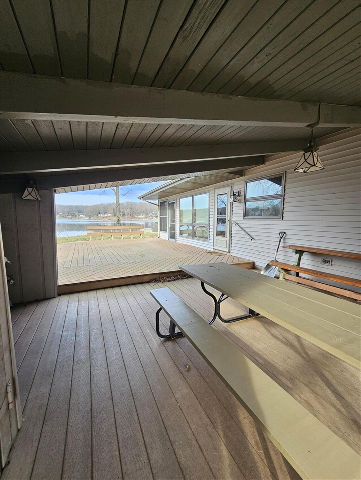 9471 Peninsula Drive, Mecosta, MI, 49332-9736