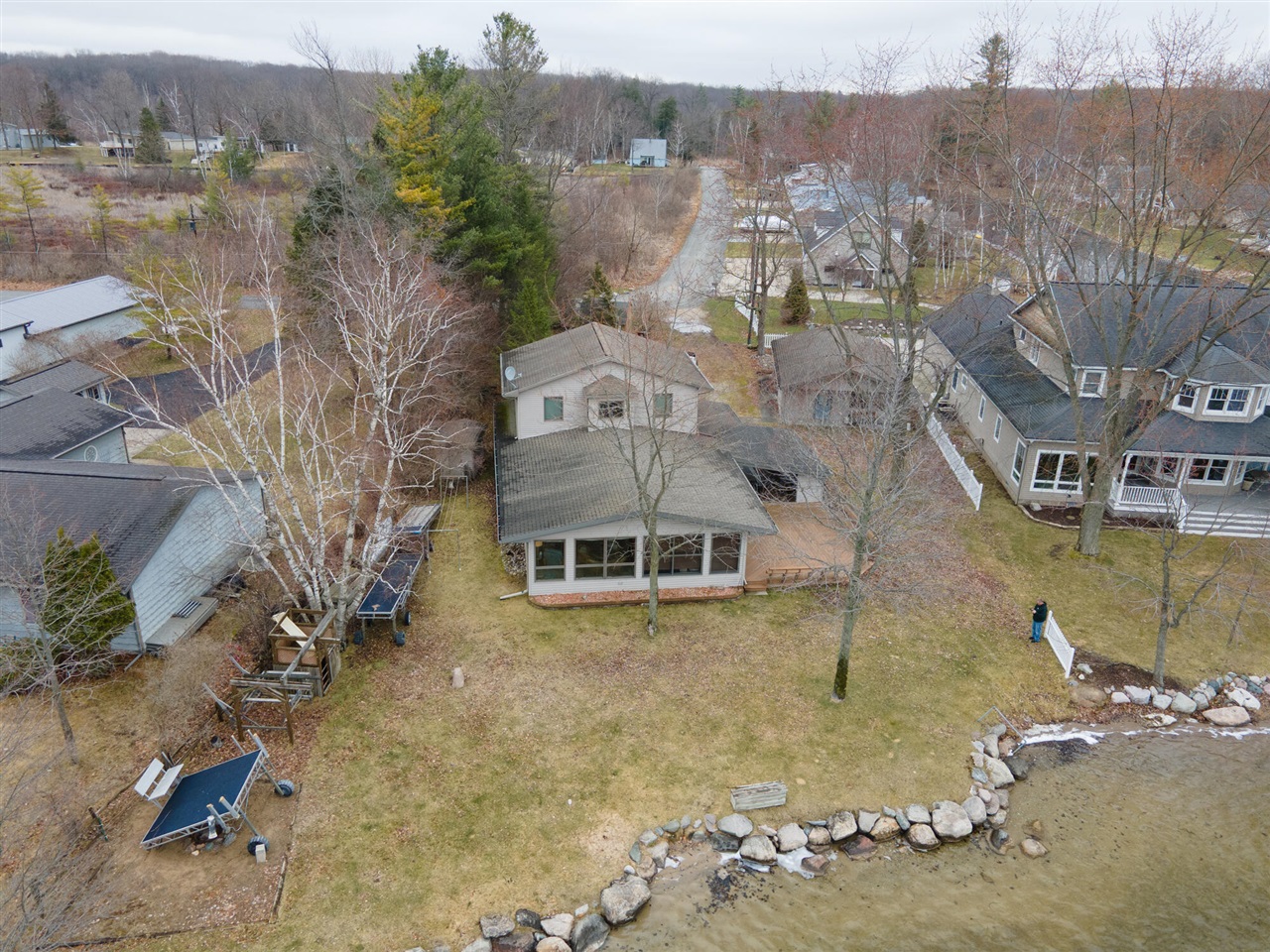 9471 Peninsula Drive, Mecosta, MI, 49332-9736