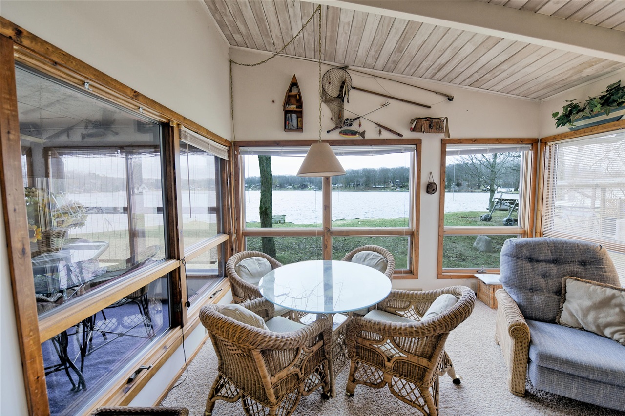 9471 Peninsula Drive, Mecosta, MI, 49332-9736