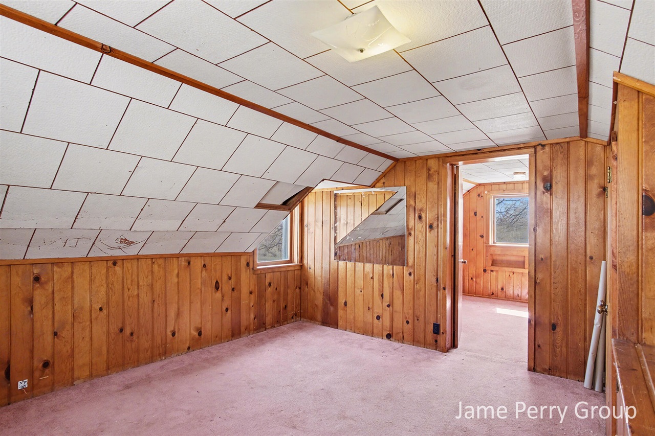 80 W Holland Lake Road, Sheridan, MI, 48884