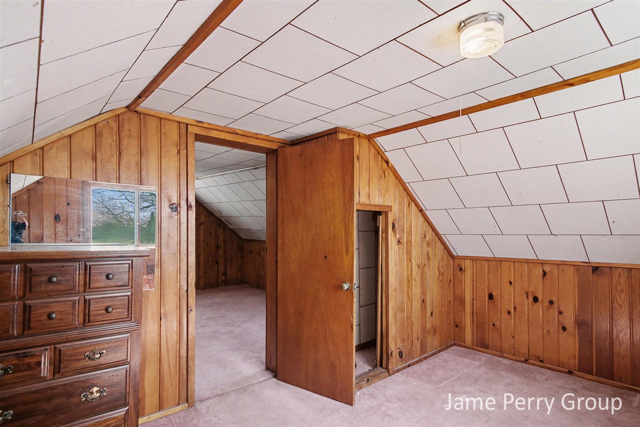 80 W Holland Lake Road, Sheridan, MI, 48884