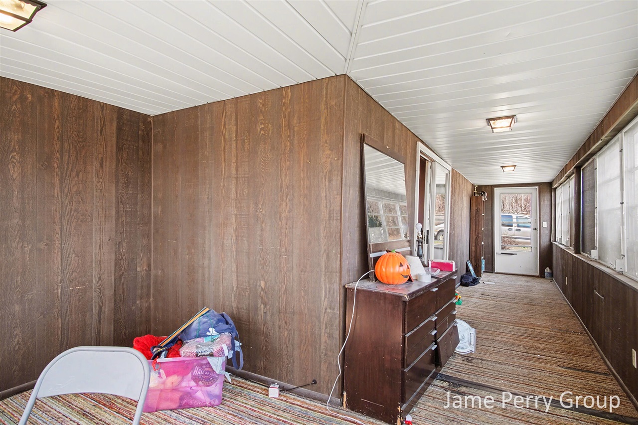 80 W Holland Lake Road, Sheridan, MI, 48884