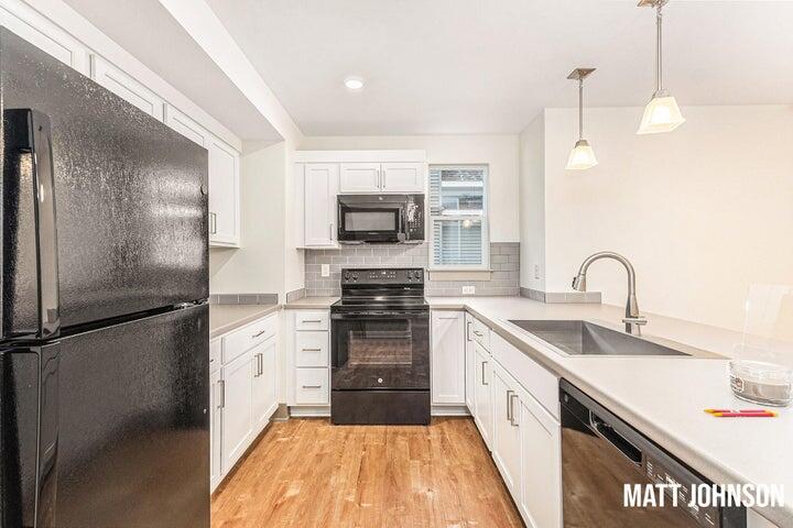 624 Hazen Street, Grand Rapids, MI, 49507-3311