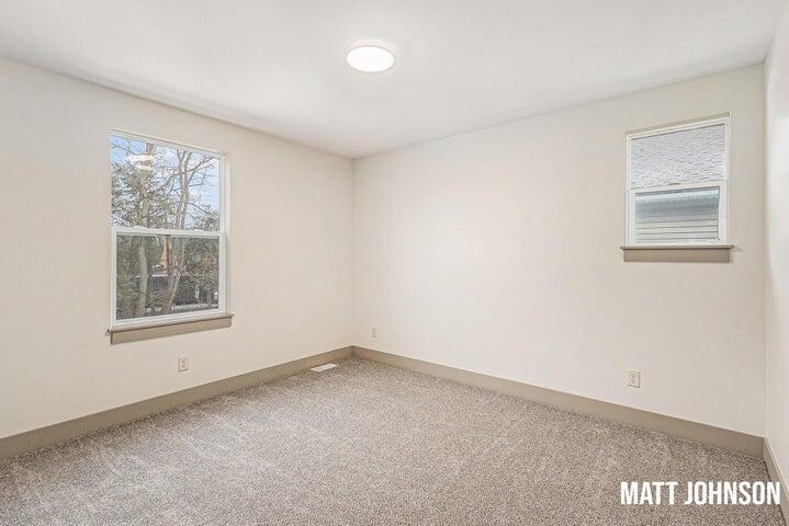 624 Hazen Street, Grand Rapids, MI, 49507-3311