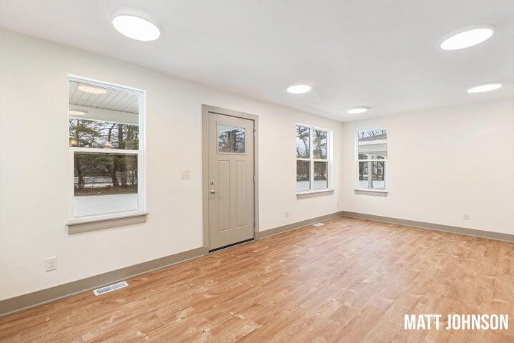 624 Hazen Street, Grand Rapids, MI, 49507-3311