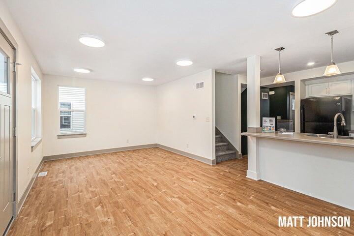 624 Hazen Street, Grand Rapids, MI, 49507-3311