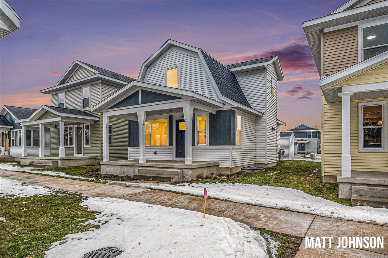 2109 Willard Avenue, Grand Rapids, MI, 49507-2640