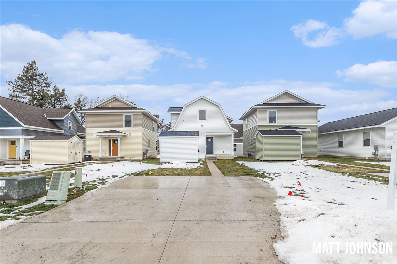 2109 Willard Avenue, Grand Rapids, MI, 49507-2640