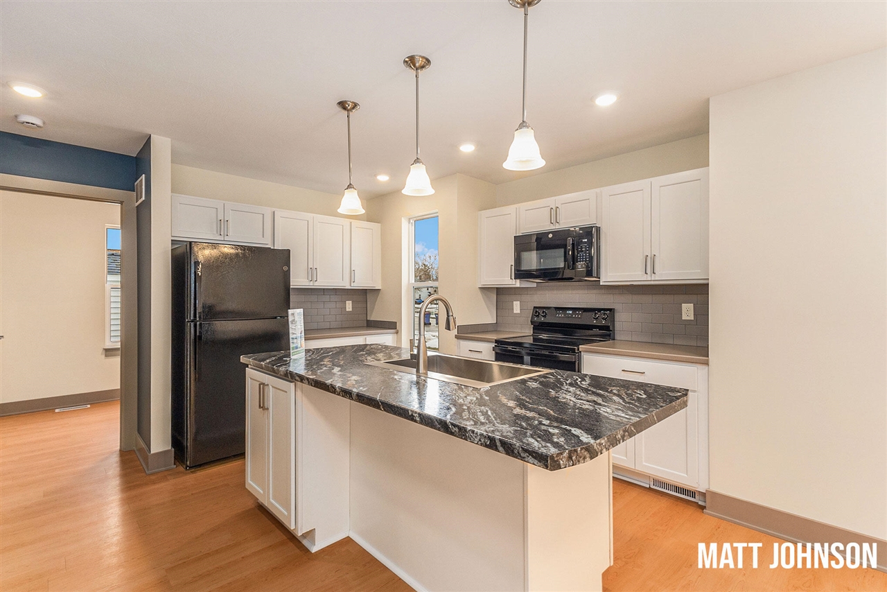 2109 Willard Avenue, Grand Rapids, MI, 49507-2640