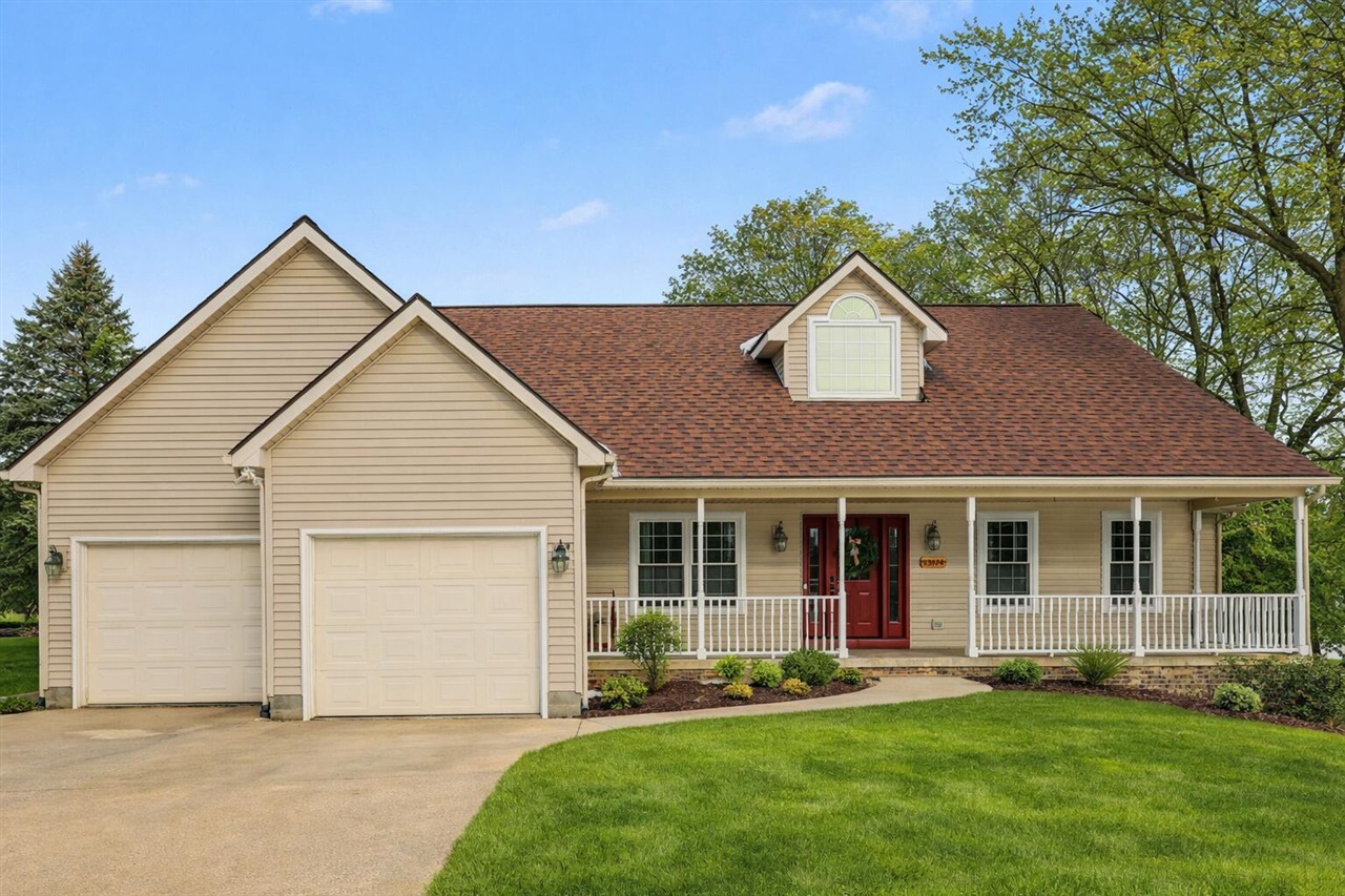 13574 Orchard Court, Gregory, MI, 48137-9695