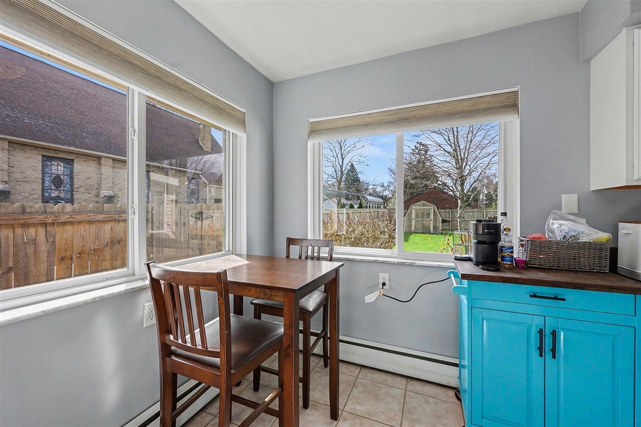 1109 W Franklin Street, Jackson, MI, 49203-1561