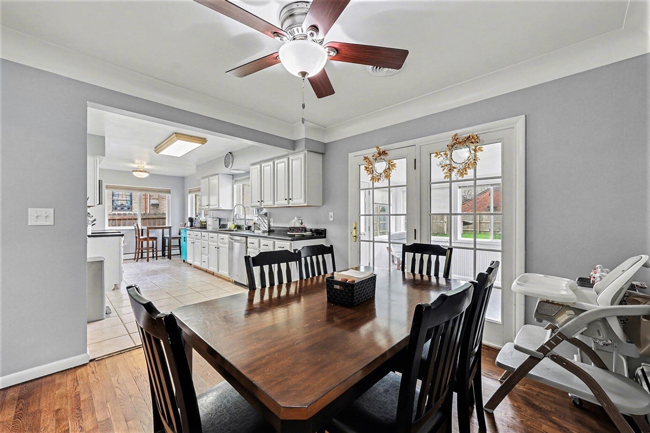 1109 W Franklin Street, Jackson, MI, 49203-1561