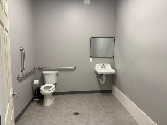 1348 Portage Street, Kalamazoo, MI, 49001