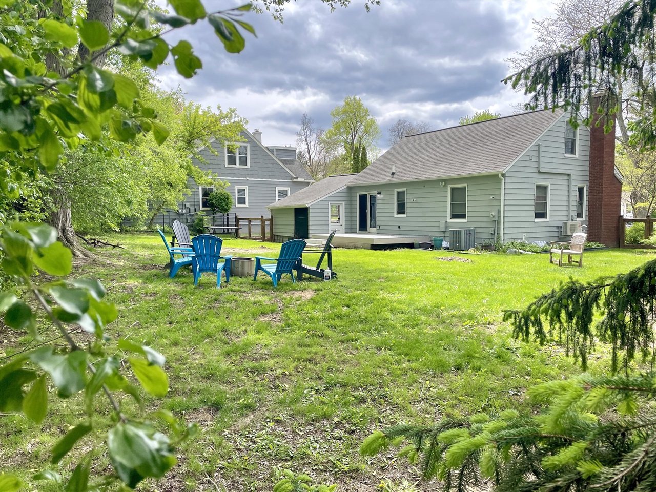 1801 Cayuga Place, Ann Arbor, MI, 48104-4720