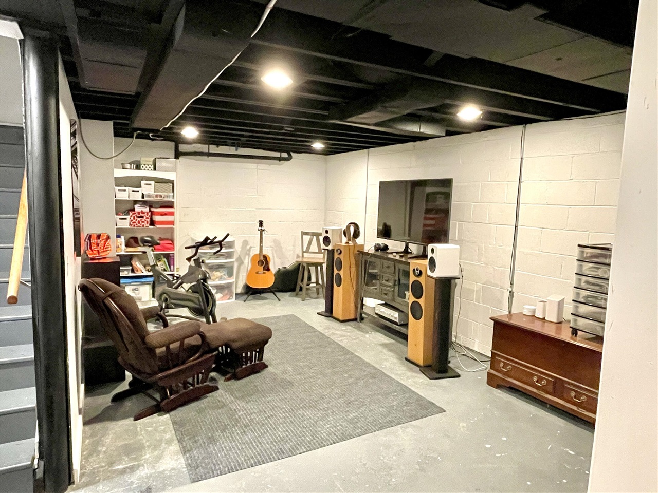 1801 Cayuga Place, Ann Arbor, MI, 48104-4720