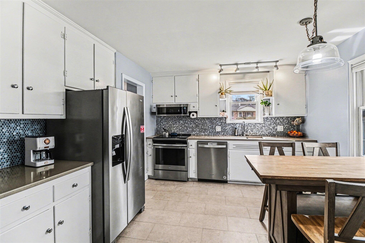 1801 Cayuga Place, Ann Arbor, MI, 48104-4720