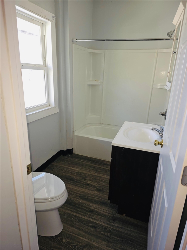 849 Bates Street, Grand Rapids, MI, 49506-2615