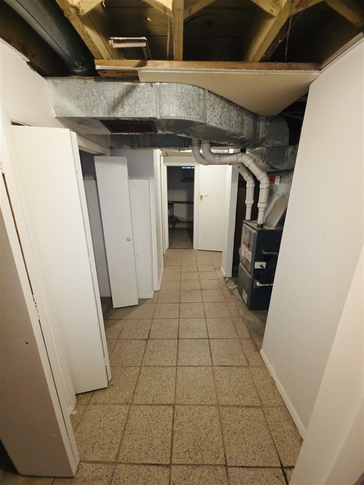 849 Bates Street, Grand Rapids, MI, 49506-2615