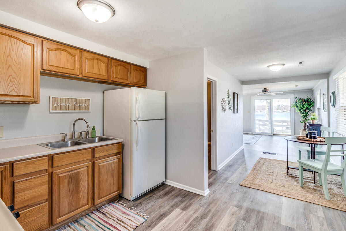 2001 Fern Beach, Battle Creek, MI, 49014-8532