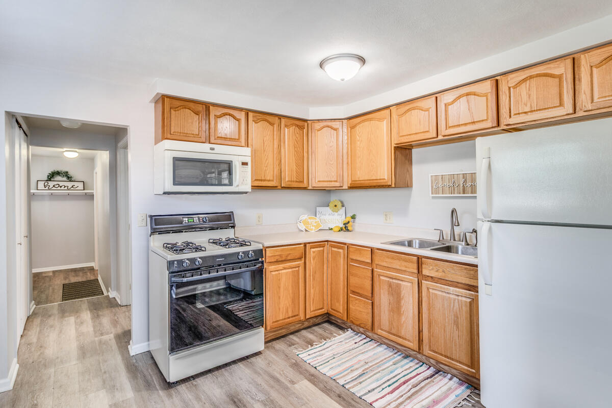 2001 Fern Beach, Battle Creek, MI, 49014-8532