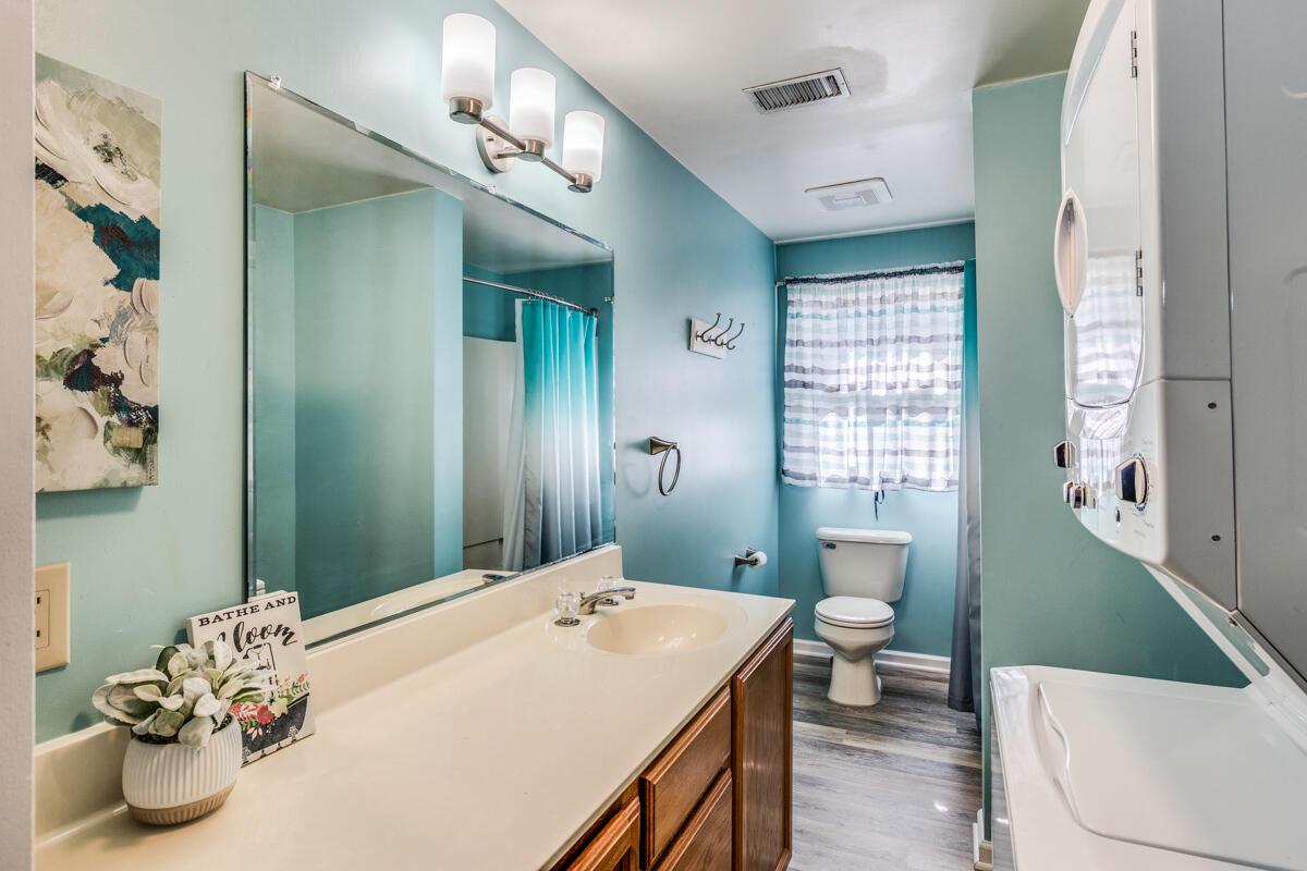 2001 Fern Beach, Battle Creek, MI, 49014-8532