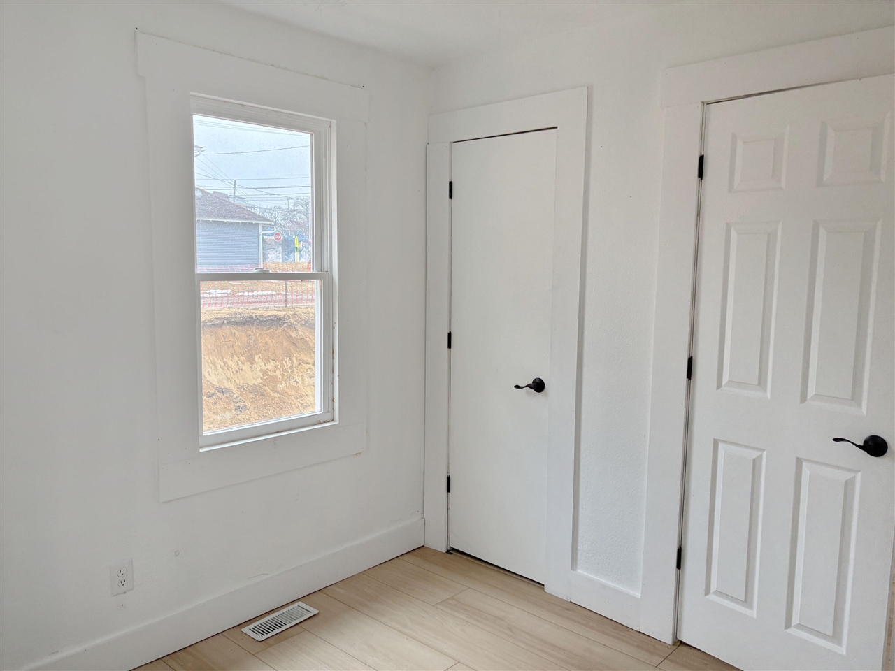 1644 College Avenue, Grand Rapids, MI, 49507-1852