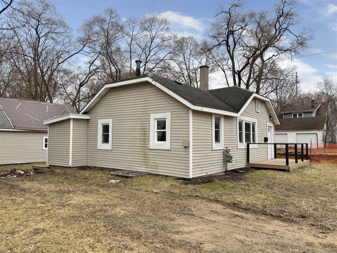 1644 College Avenue, Grand Rapids, MI, 49507-1852