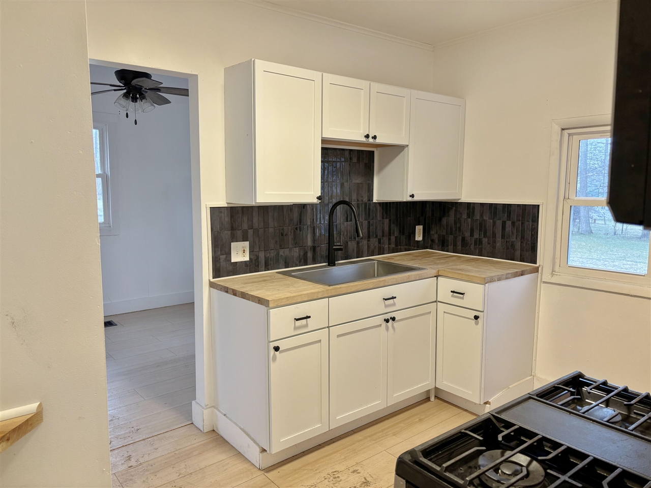 1644 College Avenue, Grand Rapids, MI, 49507-1852