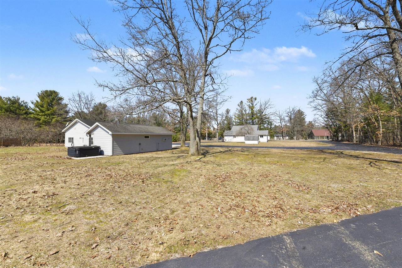 14481 N Coates Highway, Brethren, MI, 49619-9616