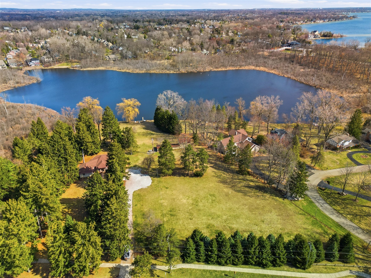 6150 Willow Road, West Bloomfield, MI, 48324-2177