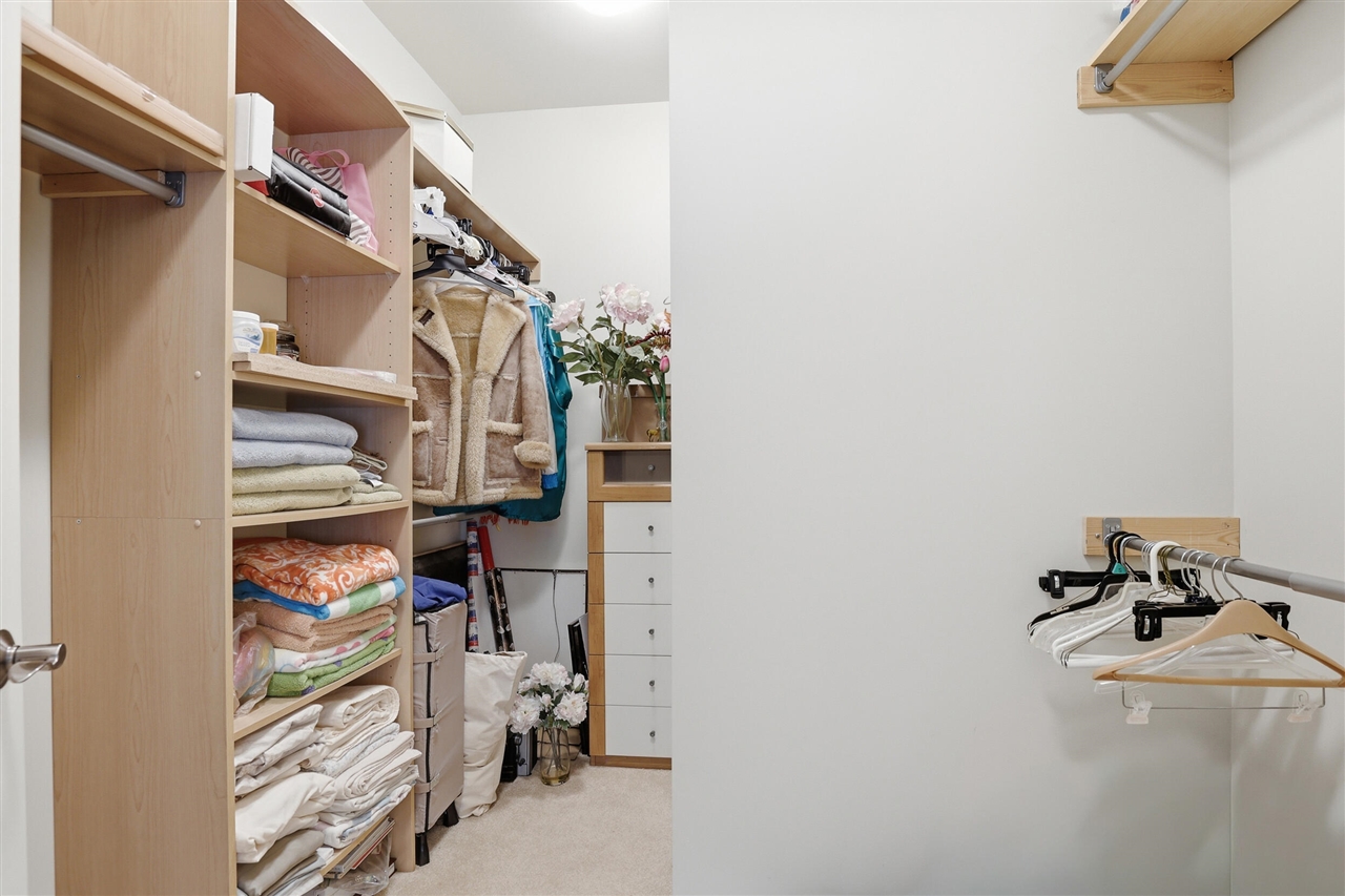 6150 Willow Road, West Bloomfield, MI, 48324-2177