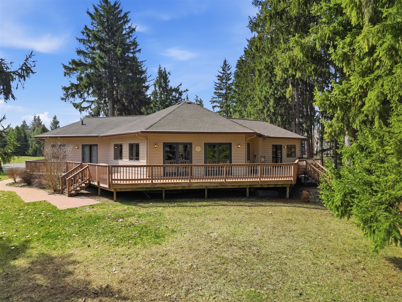 6150 Willow Road, West Bloomfield, MI, 48324-2177