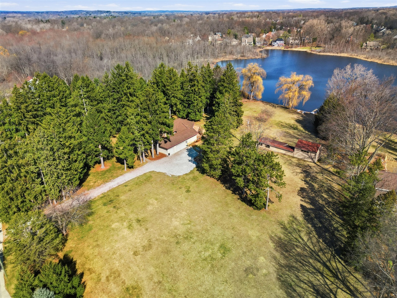 6150 Willow Road, West Bloomfield, MI, 48324-2177