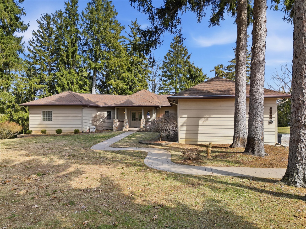 6150 Willow Road, West Bloomfield, MI, 48324-2177