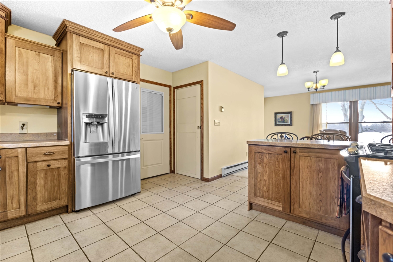 3865 Strawberry Hill Road, Hillsdale, MI, 49242-9632