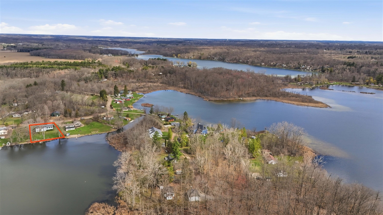 3865 Strawberry Hill Road, Hillsdale, MI, 49242-9632