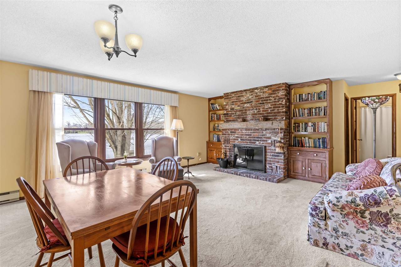 3865 Strawberry Hill Road, Hillsdale, MI, 49242-9632