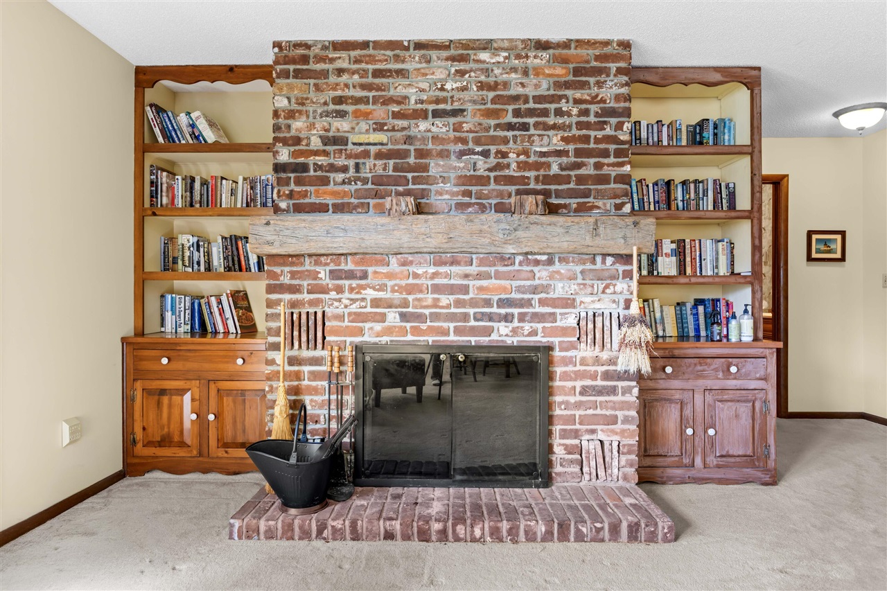 3865 Strawberry Hill Road, Hillsdale, MI, 49242-9632