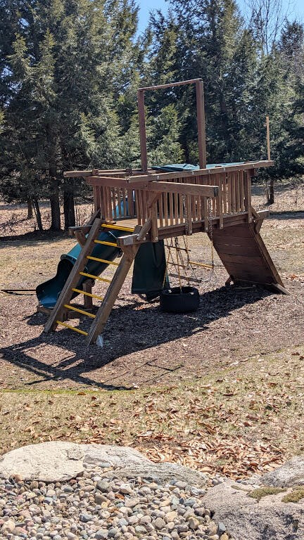 Opal Ridge Drive, Onekama, MI, 49675