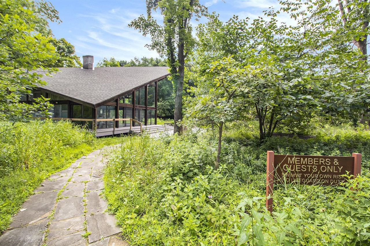 5033 Red Fox Run, Ann Arbor, MI, 48105-9530