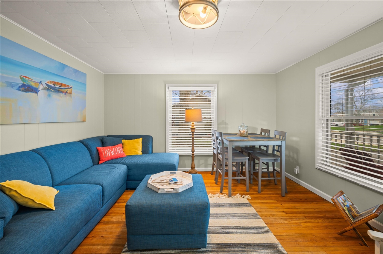 3728 Lake Street, Bridgman, MI, 49106-9735