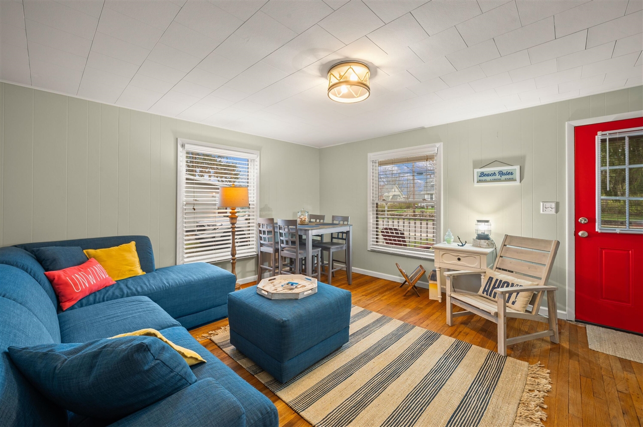 3728 Lake Street, Bridgman, MI, 49106-9735