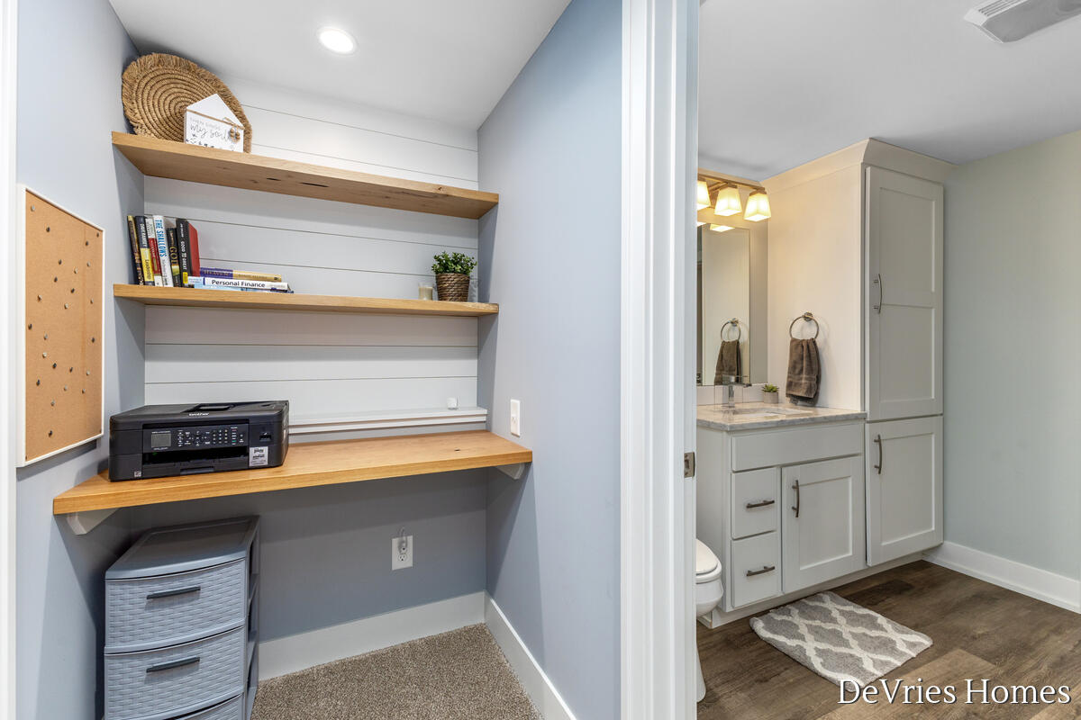 7343 Sandelwood Avenue, Jenison, MI, 49428