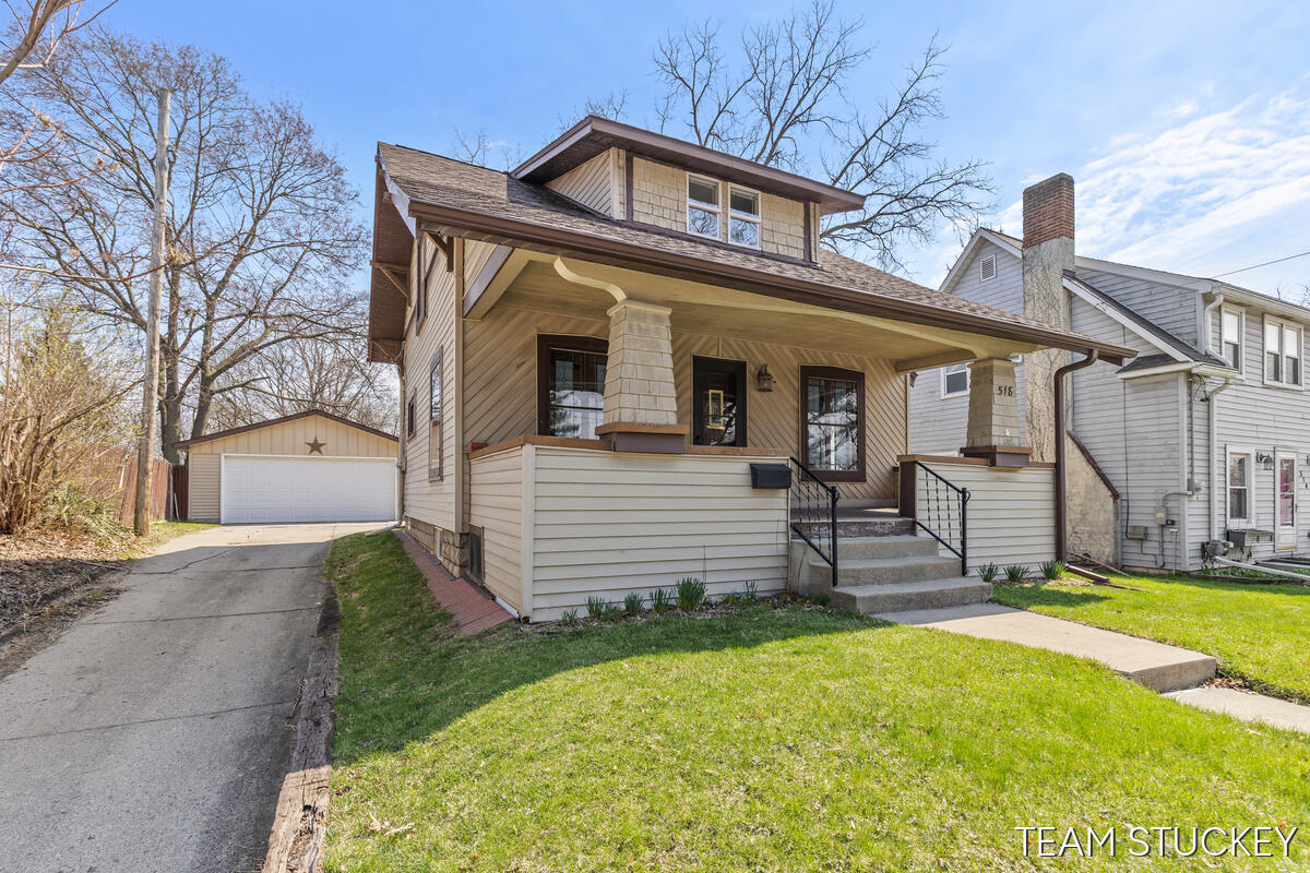 518 N State Street, Ionia, MI, 48846-1041