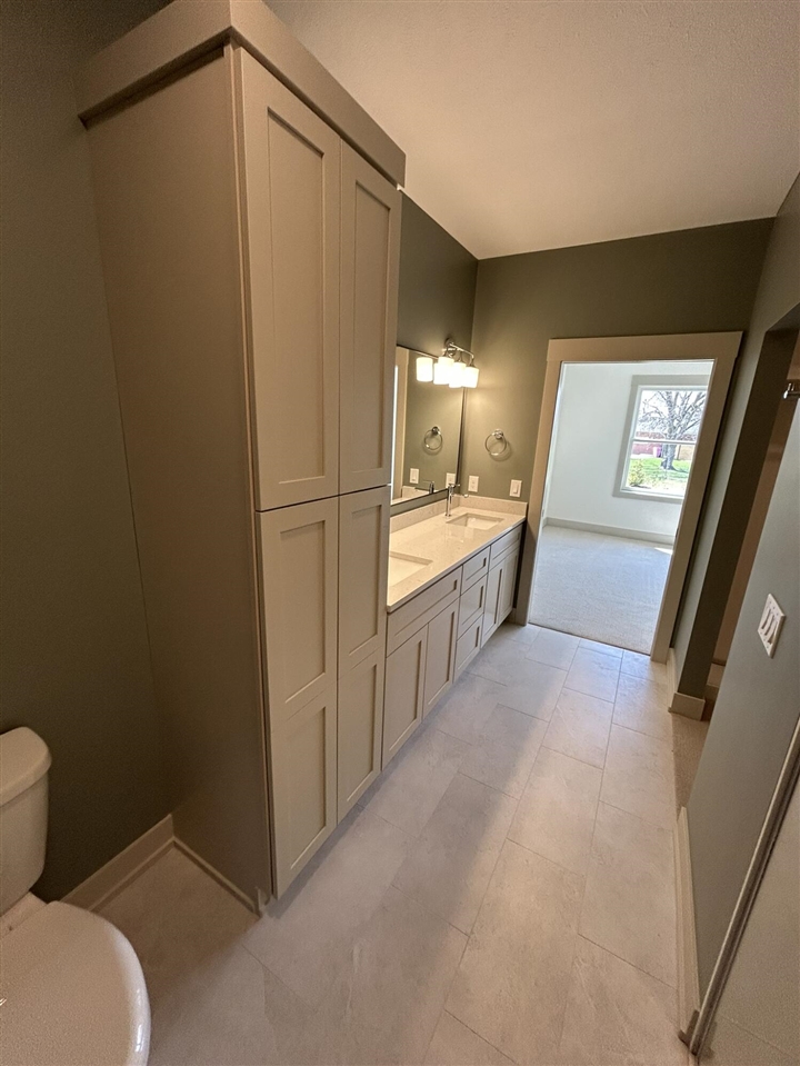 6748 Vriesland Crossing UNIT&nbsp;20, Zeeland, MI, 49464