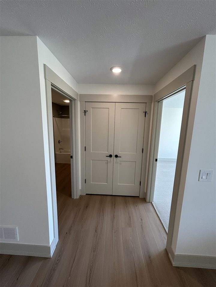 6748 Vriesland Crossing UNIT&nbsp;20, Zeeland, MI, 49464