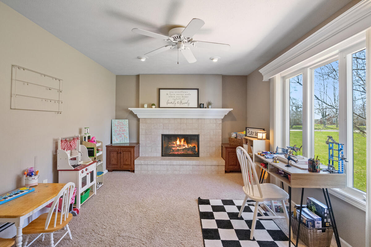 217 Southwoods Avenue, Fremont, MI, 49412-1753