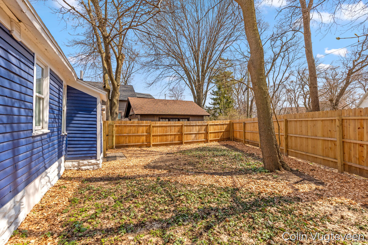 247 Strong Avenue, Muskegon, MI, 49441