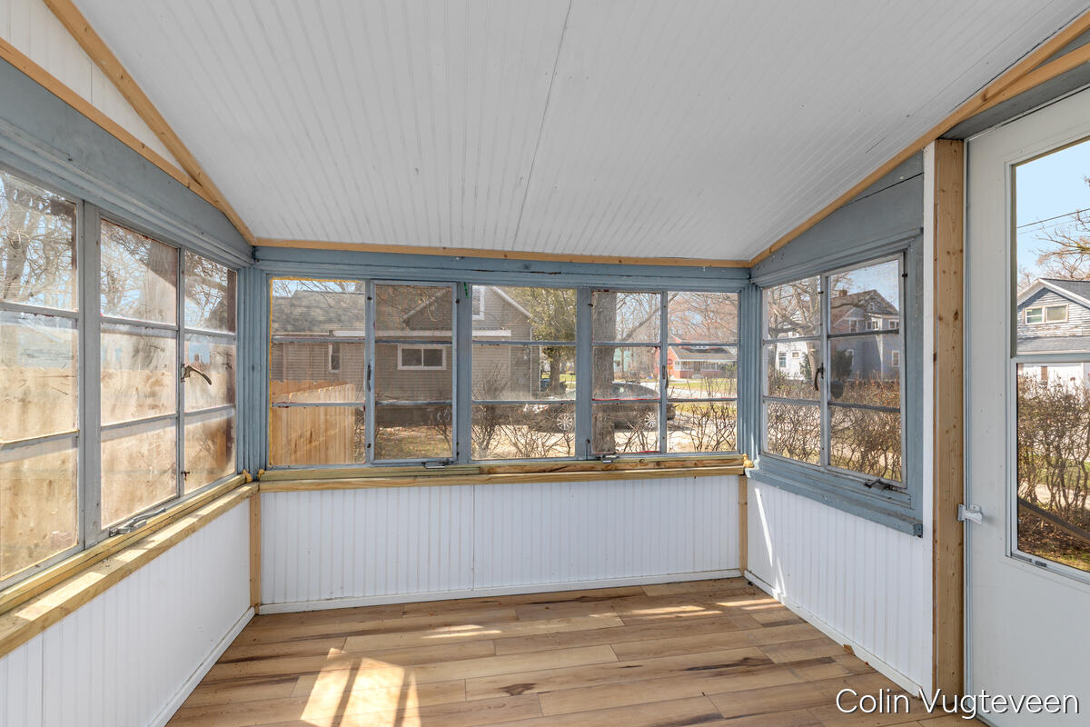 247 Strong Avenue, Muskegon, MI, 49441