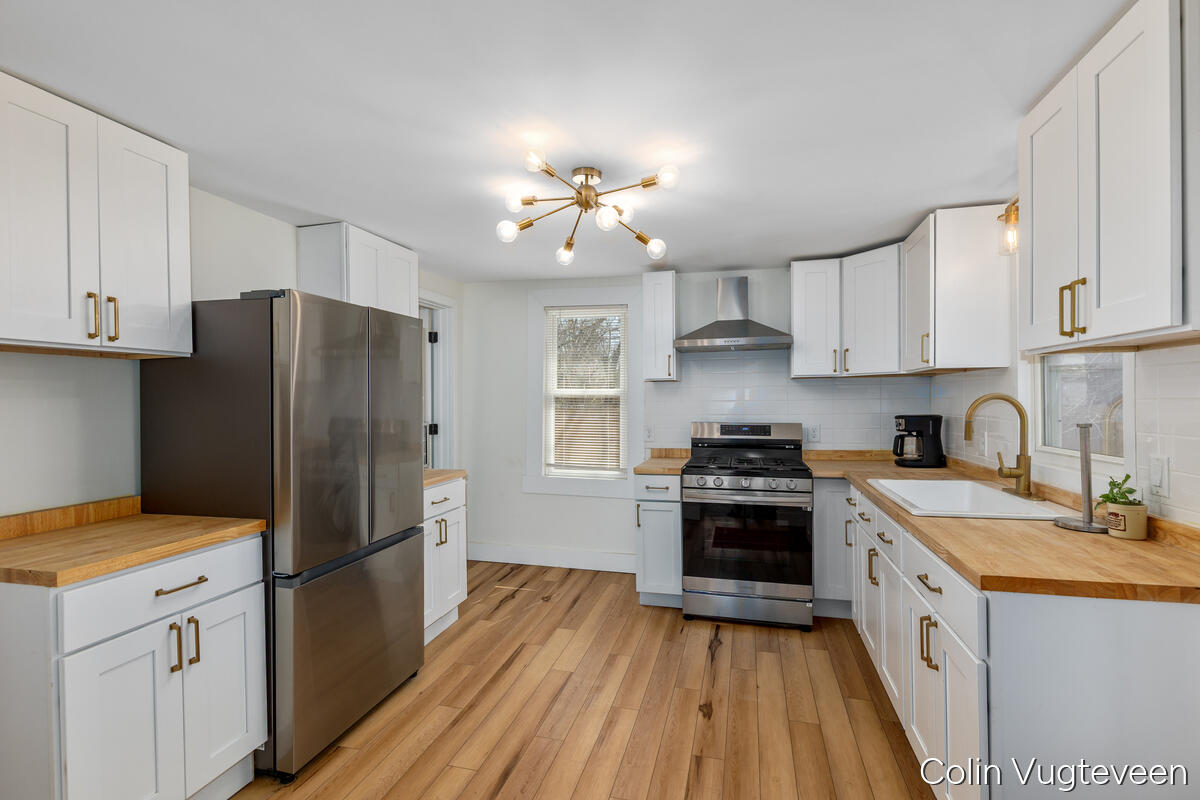 247 Strong Avenue, Muskegon, MI, 49441